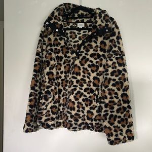 Size extra large cheetah jacket pull over